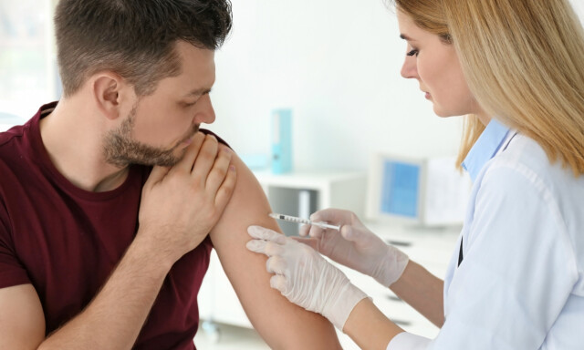 Vaksiner er en god måte å trene immunforsvaret vårt på. Foto: NTB Scanpix/Shutterstock Vaksiner er en god måte å trene immunforsvaret vårt på. Foto: NTB Scanpix/Shutterstock